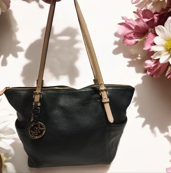 Michael Kors Jet Set Black Pebbled Leather Tote Handbag - Picture 1 of 9